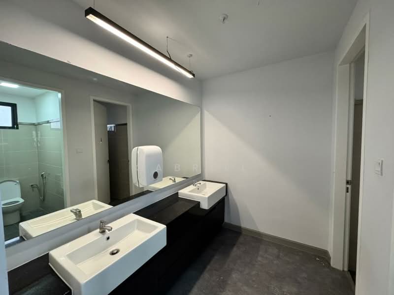 Shop / Office for Sale in Taman Sri Sinar (Segambut) - Gabriel Chin - Bathroom - PropertyGuru.com.my