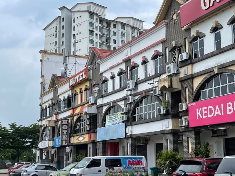 Shop for Sale in Seksyen 8 (Kota Damansara) - Tom Ip - PropertyGuru.com.my