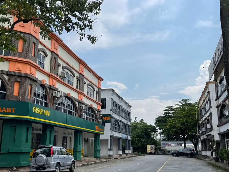 Shop for Sale in Seksyen 8 (Kota Damansara) - Tom Ip - PropertyGuru.com.my