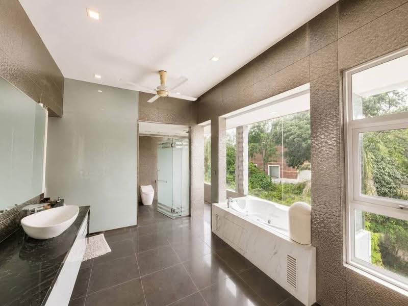Bungalow House untuk Dijual di Damansara Heights (Kuala Lumpur) - Benn Tan - Bathroom - PropertyGuru.com.my