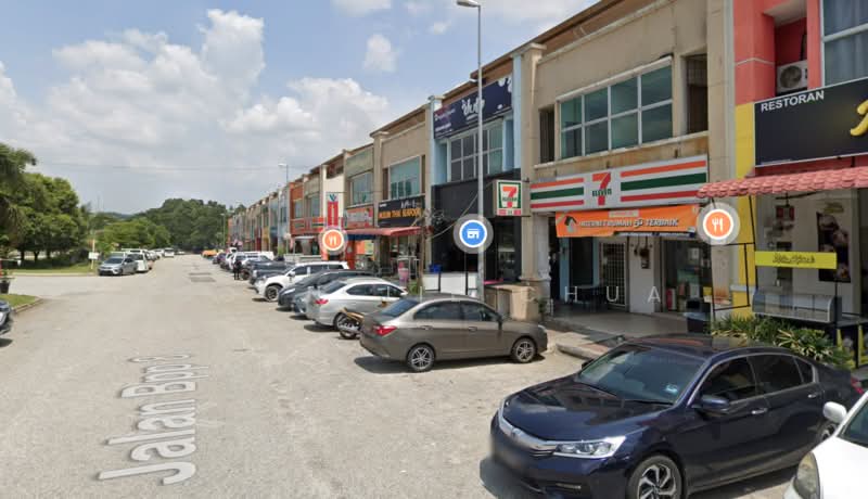 Kedai / Pejabat untuk Dijual di Pusat Bandar Putra Permai (Seri Kembangan) - Soon Jie Chua - PropertyGuru.com.my