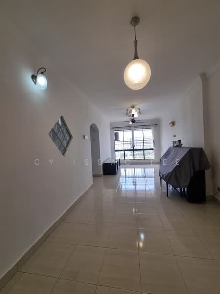 Kondominium untuk Dijual di Serina Bay - Cy Issac Lee - Living Room - PropertyGuru.com.my