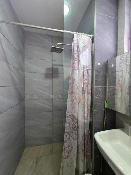 Condominium for Sale at Bennington Residences @ SkyArena - Yanny Siow - Bathroom - PropertyGuru.com.my