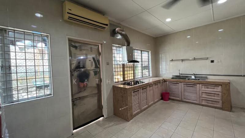 Rumah Teres 2-Tingkat untuk Disewa di Taman Puncak Jalil (Seri Kembangan) - Kathy Yap - PropertyGuru.com.my