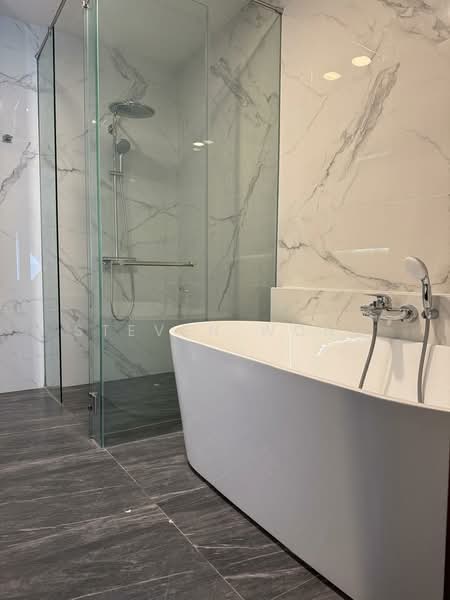 Service Residence for Sale at Core Residence @ TRX - Steven Wong - Bathroom - PropertyGuru.com.my