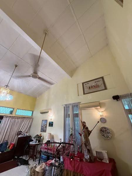 Bungalow House for Sale in Damansara Heights (Kuala Lumpur) - Lai Leng - PropertyGuru.com.my