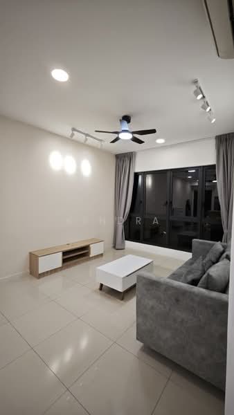 Kediaman Servis untuk Disewa di Sunway Belfield - Kendra Kam - Living Room - PropertyGuru.com.my