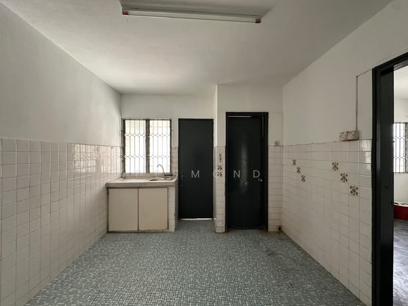 Rumah Teres 2-Tingkat untuk Dijual di Damansara Jaya (Petaling Jaya) - Desmond Tan - PropertyGuru.com.my