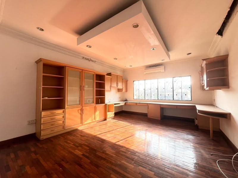 Bungalow House for Sale in Kota Kemuning (Shah Alam) - Lois Tan - PropertyGuru.com.my