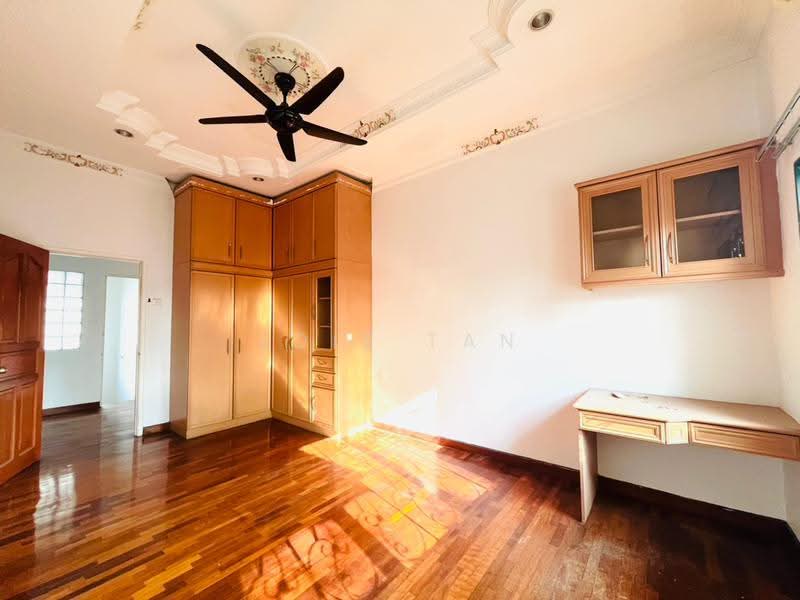 Bungalow House for Sale in Kota Kemuning (Shah Alam) - Lois Tan - PropertyGuru.com.my