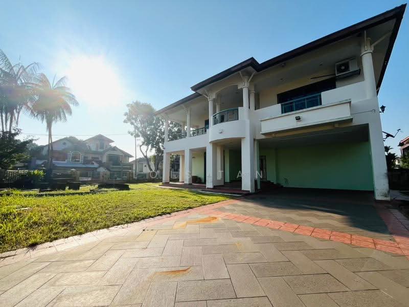 Bungalow House for Sale in Kota Kemuning (Shah Alam) - Lois Tan - PropertyGuru.com.my