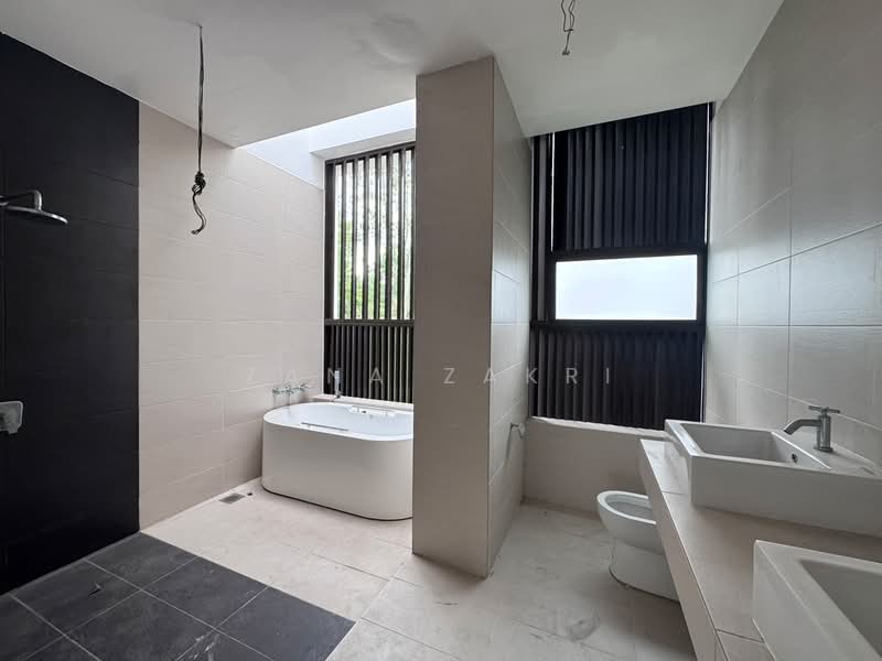 4-storey Terraced House for Sale in Kemensah Heights (Ulu Kelang) - Zana Zakri - PropertyGuru.com.my