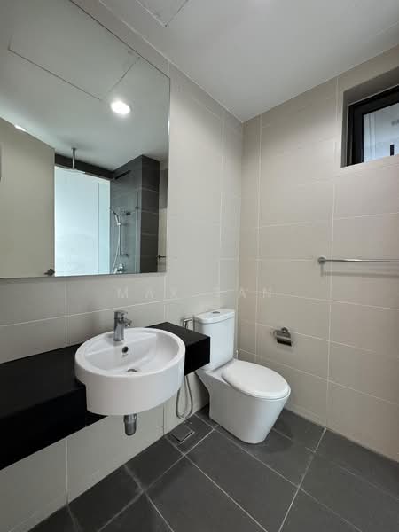 Servis Apartment untuk Dijual di Tropicana Avenue - Max Tan - Bathroom - PropertyGuru.com.my