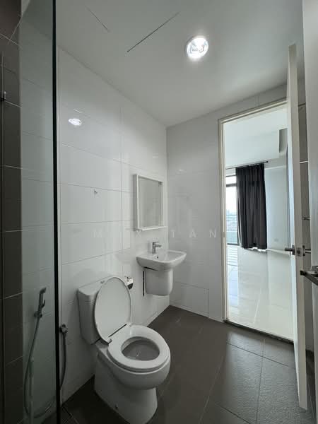 Servis Apartment untuk Dijual di Tropicana Avenue - Max Tan - Bathroom - PropertyGuru.com.my