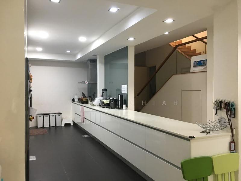 2.5-storey Terraced House for Sale in Lake Edge (Puchong) - Carrey Chiah - PropertyGuru.com.my