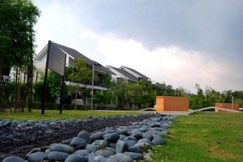2.5-storey Terraced House for Sale in Lake Edge (Puchong) - Carrey Chiah - PropertyGuru.com.my