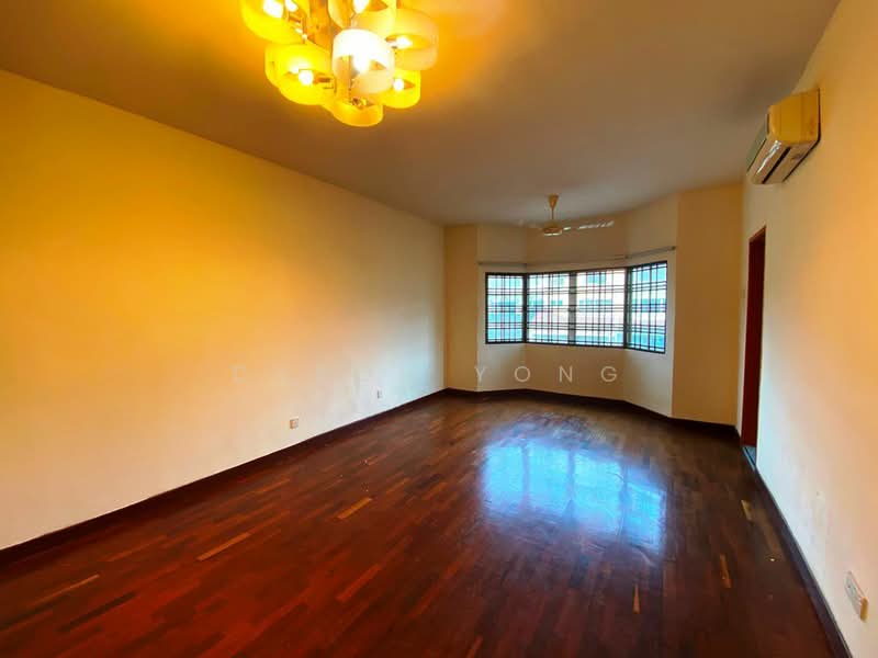 3-storey Terraced House for Sale in Taman Bukit Segar Jaya 2 (Cheras) - Dyron Yong - Living Room - PropertyGuru.com.my