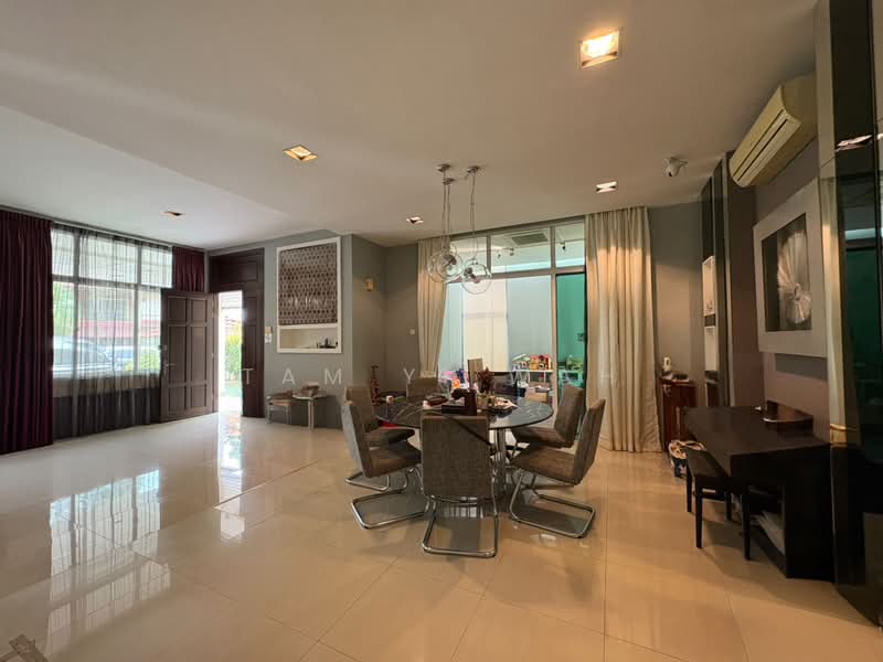 Semi-Detached House for Sale in Seksyen U2 (Saujana) - Tam Yi Wah - PropertyGuru.com.my