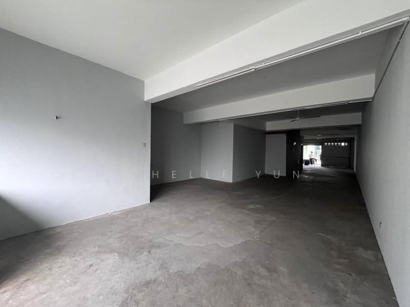 Shop / Office for Rent in Pusat Bandar Rawang (Rawang) - Michelle Yun - Interior - PropertyGuru.com.my