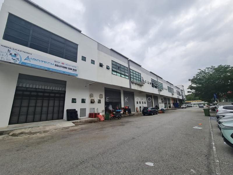Kilang Teres untuk Dijual di Seksyen 27 (Shah Alam) - June Koo - Exterior - PropertyGuru.com.my