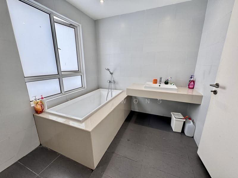 3-storey Terraced House for Sale in Tamansari (Rawang) - LEON WONG - PropertyGuru.com.my