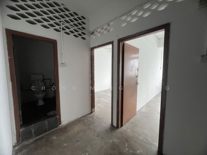 Shop for Sale in Taman Bukit Lemon (Seremban) - Chong Ming Ming - Bathroom - PropertyGuru.com.my