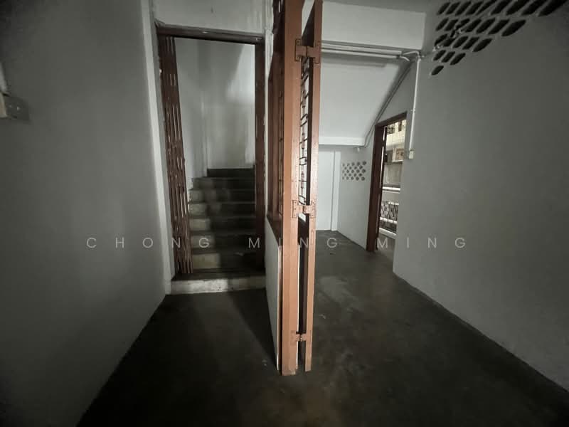Shop for Sale in Taman Bukit Lemon (Seremban) - Chong Ming Ming - Corridor - PropertyGuru.com.my