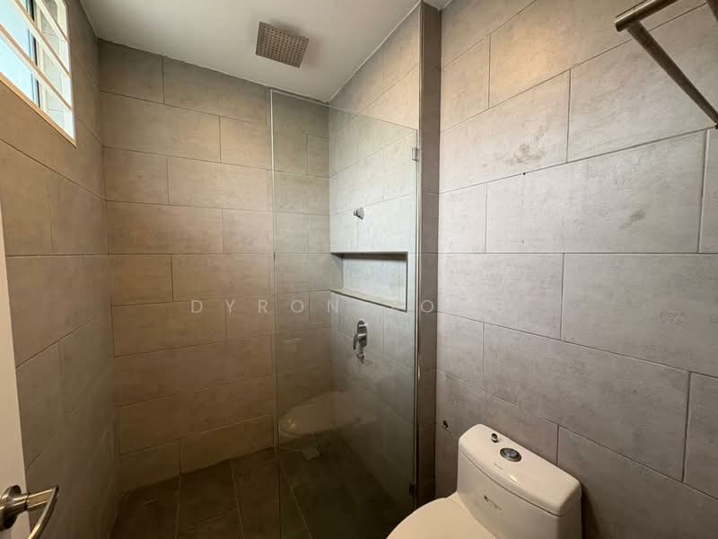 Banglo Komersial untuk Disewa di Bangsar Baru (Bangsar) - Dyron Yong - Bathroom - PropertyGuru.com.my