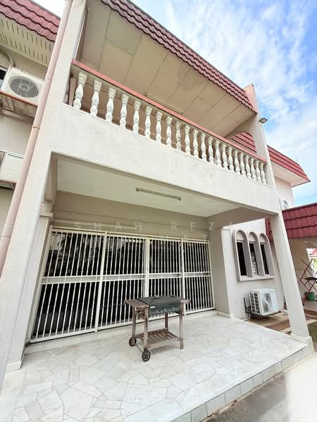 Rumah Banglo untuk Dijual di Taman Sri Andalas (Klang) - SHAH REZA SASMAT - Main hall - PropertyGuru.com.my