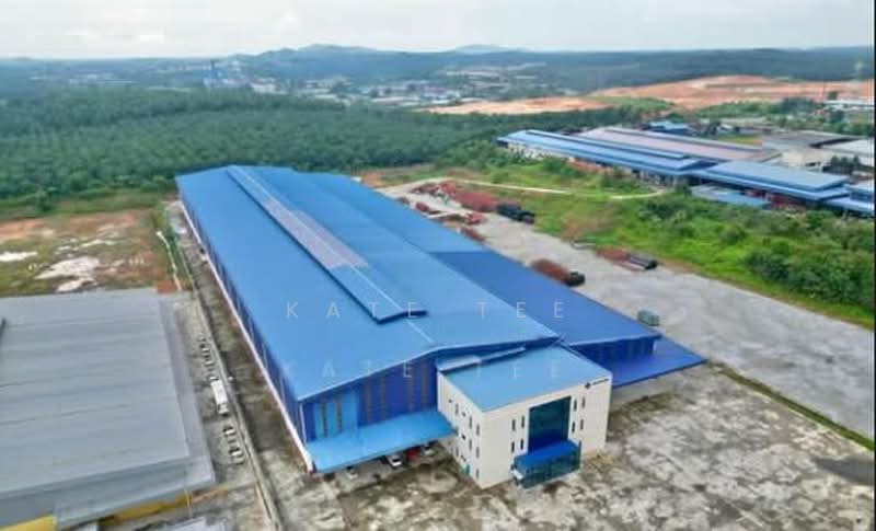 Terrace Factory for Sale in Bandar Kulai (Kulai) - Kate Tee - Exterior - PropertyGuru.com.my