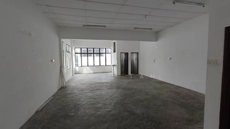 Shop / Office for Sale in Taman Kulai Utama (Kulai) - Carol Tan - PropertyGuru.com.my