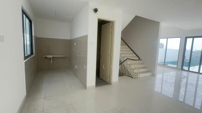 3.5-storey Terraced House for Sale in Empire Residence (Petaling Jaya) - Amelie Tan - PropertyGuru.com.my