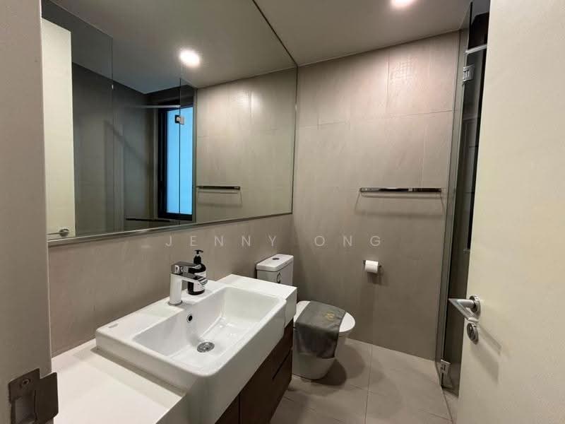 Kediaman Servis untuk Dijual di ViiA Residences - Jenny Ong - Bathroom - PropertyGuru.com.my