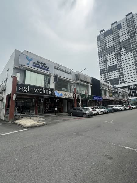Office for Rent in Cheras Traders Square (Cheras) - Eric Teoh - Exterior - PropertyGuru.com.my