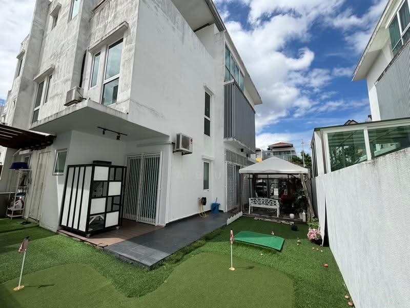 Semi-Detached House for Sale in Taman Nadayu 92 (Kajang) - Abu Mansur - PropertyGuru.com.my