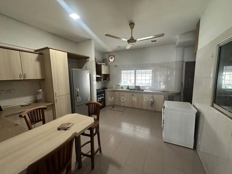 Rumah Teres 2 Tingkat untuk Dijual di SS 21, Damansara Utama (Petaling Jaya) - Desmond Tan - PropertyGuru.com.my