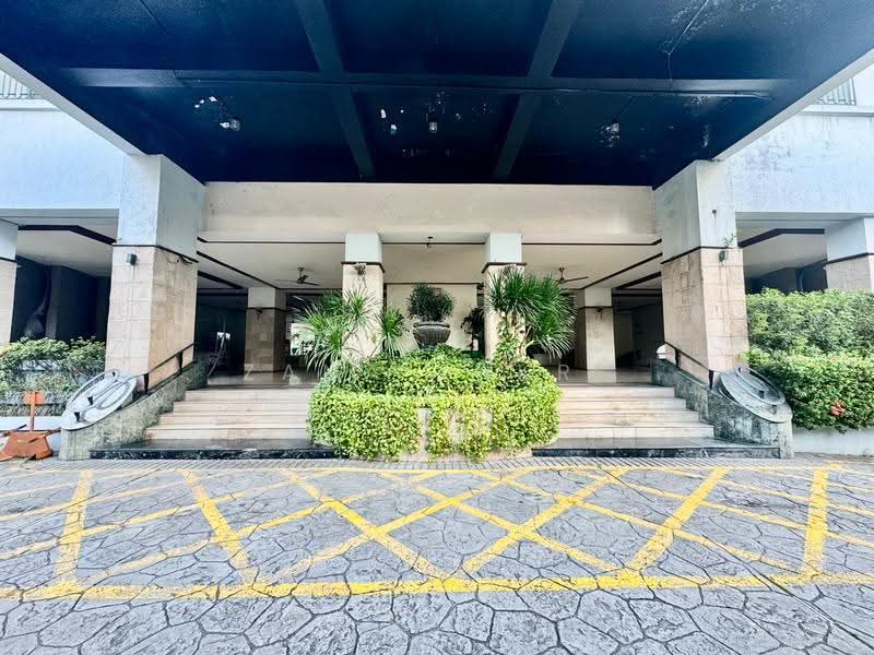 Condominium for Sale at 202 DC (Desa Cahaya) - Zana Zakri - Main Lobby - PropertyGuru.com.my