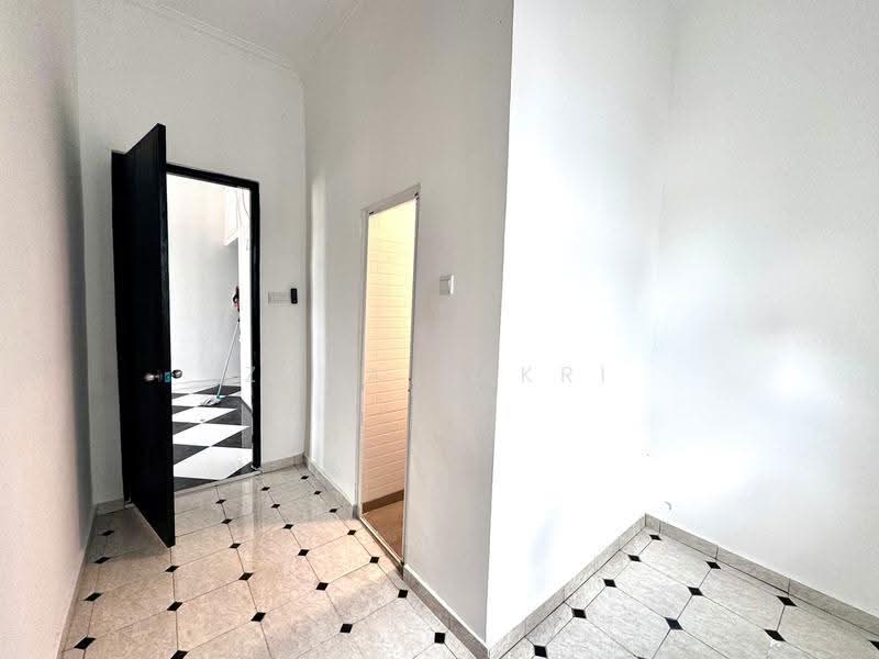Semi-Detached House for Sale in Taman Melawati (Ulu Kelang) - Zana Zakri - PropertyGuru.com.my