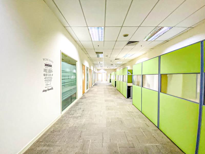 Office for Rent in Cyber 4 (Cyberjaya) - Jen Lau - Corridor - PropertyGuru.com.my