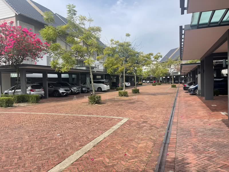 Townhouse for Sale in Putra Heights (Subang Jaya) - Angie Ng - PropertyGuru.com.my