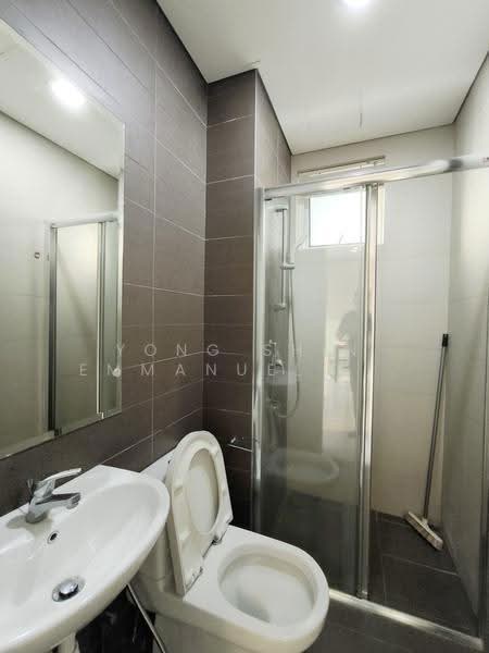 Service Residence for Sale at Glomac Damansara - Yong Shin Emmanuel Lai - Bathroom - PropertyGuru.com.my