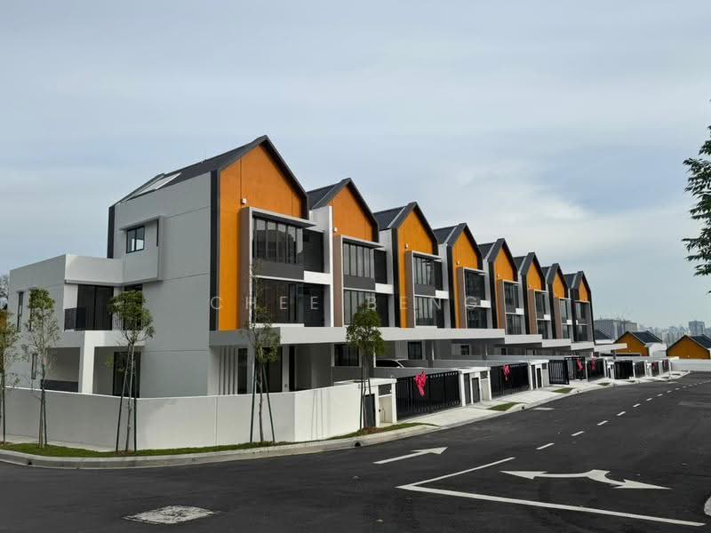 3-storey Terraced House for Sale in Taman Melawati (Ulu Kelang) - Chee Beng Ong - PropertyGuru.com.my