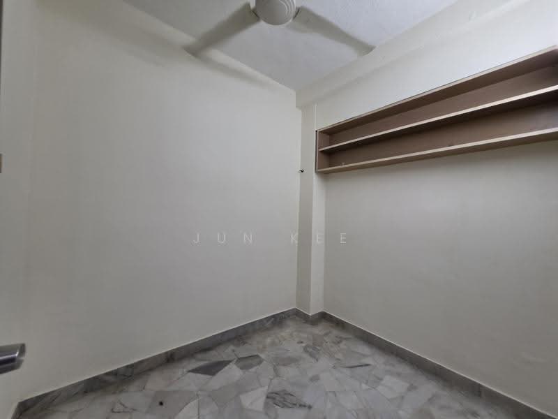 2-storey Terraced House for Sale in Taman Bukit Intan (Sri Petaling) - Jun Kee - Bedroom - PropertyGuru.com.my