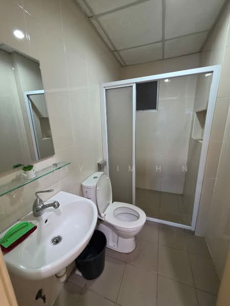 Service Residence for Sale at OUG Parklane - Grey Lim H N - Bathroom - PropertyGuru.com.my