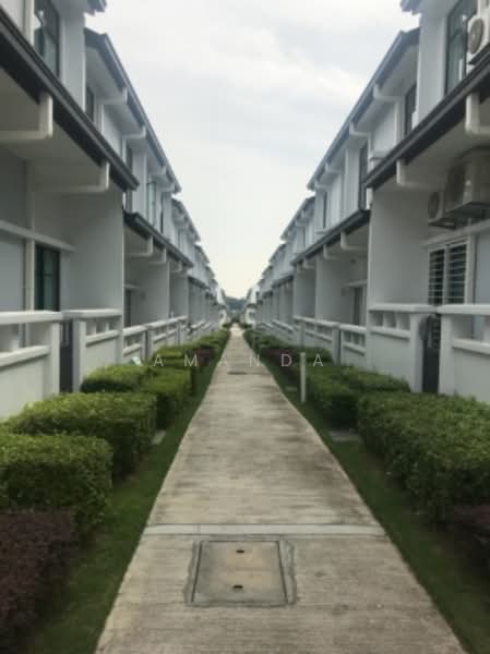 Rumah Teres 2 Tingkat untuk Dijual di Eco Majestic (Semenyih) - Amanda Lau - PropertyGuru.com.my