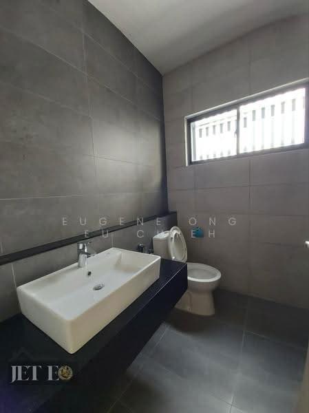 Rumah Teres 2-Tingkat untuk Dijual di Kampung Teluk Panglima Garang (Telok Panglima Garang) - Eugene Ong Eu chieh - PropertyGuru.com.my