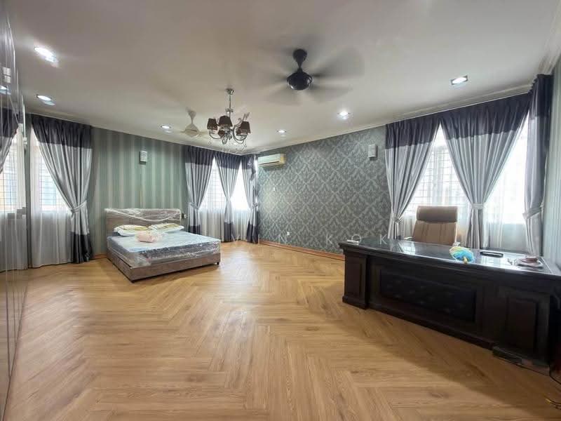 Rumah Berkembar untuk Dijual di Taman Jelok Impian (Kajang) - Calvin Kok - Bedroom - PropertyGuru.com.my