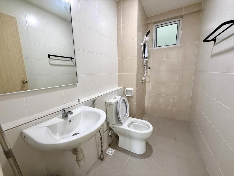 Condominium for Rent at Havana Beach Residences - Gan Chun Kai - Bathroom - PropertyGuru.com.my