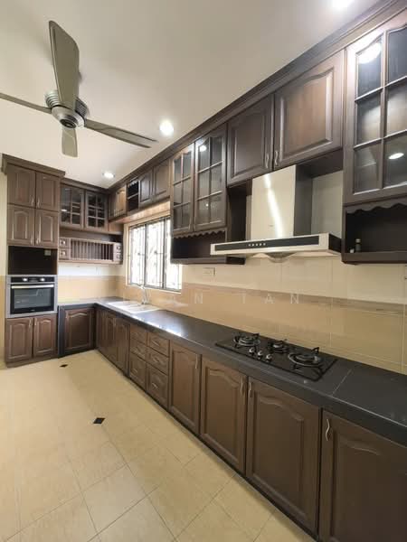 Semi-Detached House for Sale in Bandar Bukit Tinggi 2 (Klang) - Vivan Tan - Kitchen - PropertyGuru.com.my
