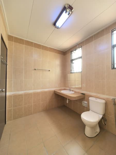 Semi-Detached House for Sale in Bandar Bukit Tinggi 2 (Klang) - Vivan Tan - Bathroom - PropertyGuru.com.my